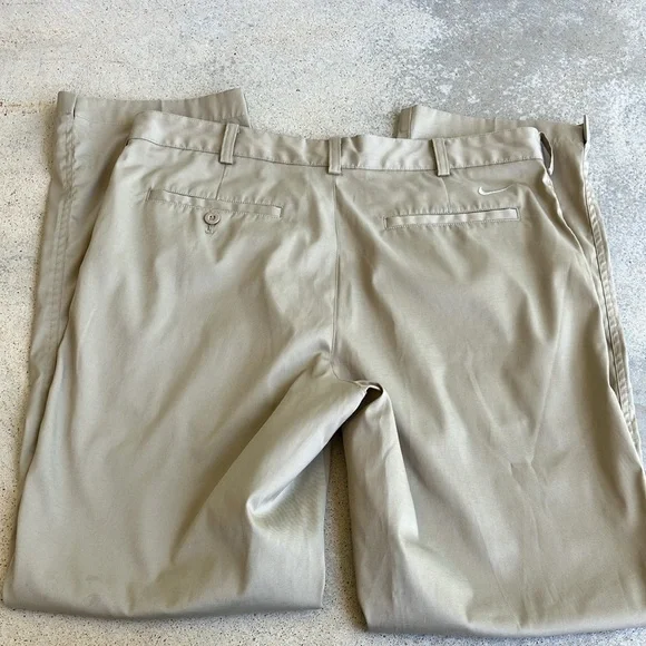 Nike Golf Khaki Performance Athletic Pants, 34X32 - Picture 7 of 9